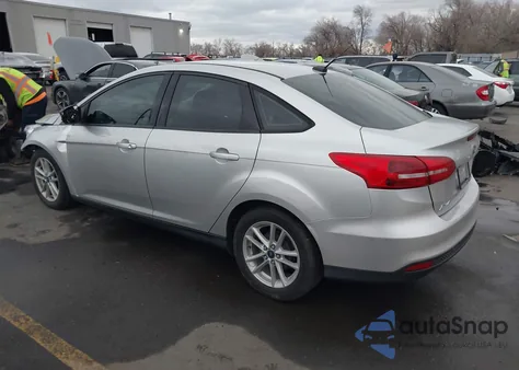 2018 Ford Focus Se z USA, uszkodzony, nr VIN 1FADP3F21JL205405